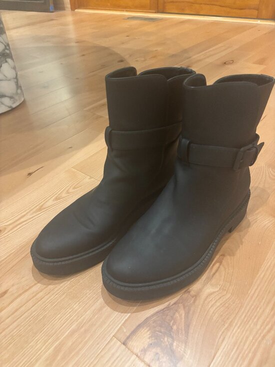 Vince Shoes - VINCE  Kaelyn Moto Boots | Women's US9M